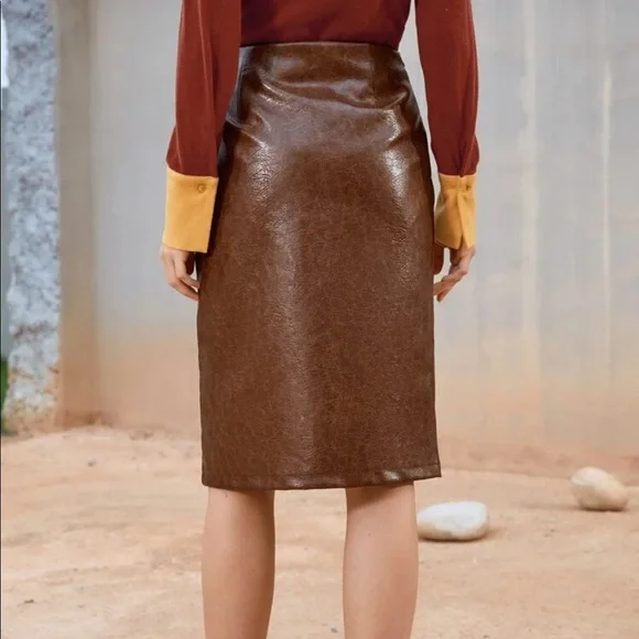 High waist PU leather wrap skirt - Picture 2 of 3